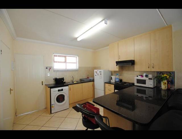 1 BEDROOM PROPERTY TO RENT IN PAULSHOF